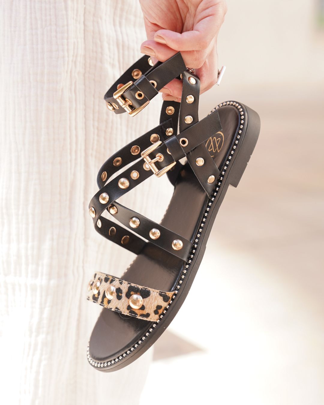 Sandale femme plate noir motif léopard - Monica