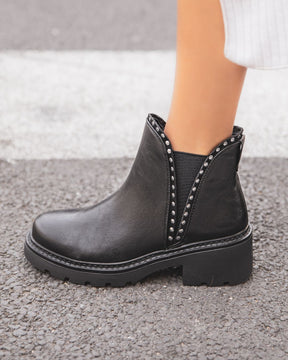 Bottines femme noires avec clous - Edith